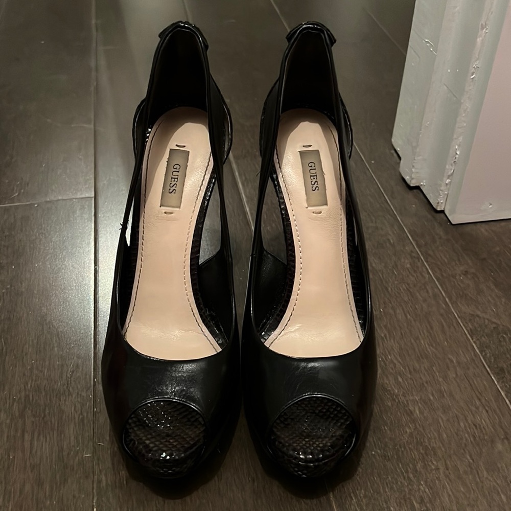 Guess black peep toe heel with cut outs size 8.5